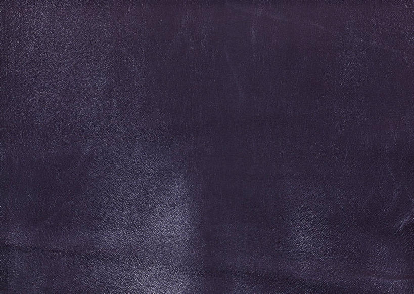 无人,横图,室内,特写,白天,正面,神秘,静物,阴影,反射,纹路,纹理,影子,皮,皮革,紫色,皮肤,皮毛,羊皮,优美,庄重,高贵,消极,肌理,冷色,孤寂,彩图,羊皮革,奢华