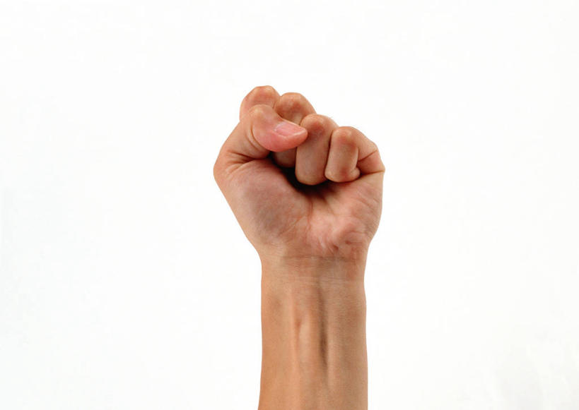 东方人,手,一个人,横图,室内,特写,白天,白色背景,正面,快乐,兴奋,骄傲,成功,胜利,亚洲,仅一个男性,仅一个人,握,黄种人,仅一个年轻男性,握拳,手部,自信,握着,摄影,影棚,单手,男人,男性,年轻男性,亚洲人,半身,彩图,影棚拍摄,欢乐,开心,拍摄