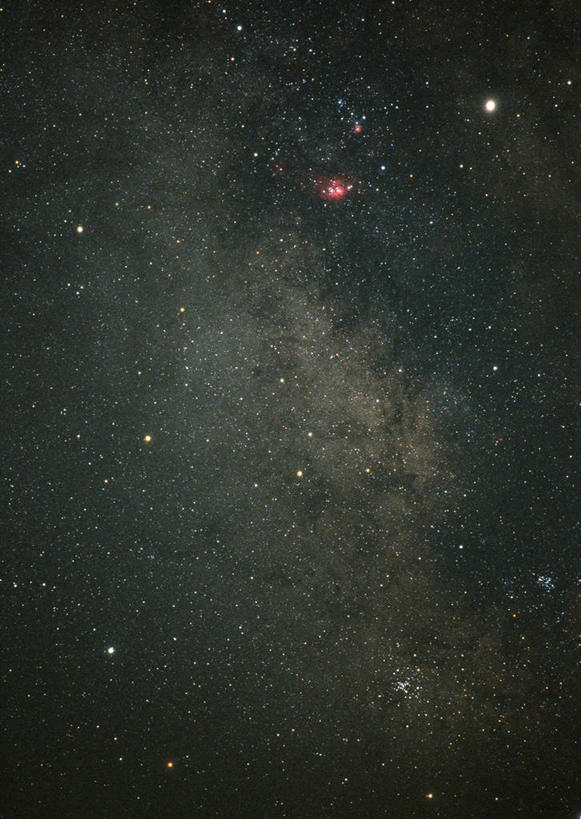 无人,竖图,室外,夜晚,正面,探险,神秘,宇宙,极光,星空,夜景,科学,太空,星球,辉煌,浪漫,美丽,自然,灿烂,探索,射手座,星系,星座,银河,气象,发现,华丽,天体,坚强,美好,银河系,占卜,神奇,星体,天文学,外太空,人马座,绚烂,多情,慷慨,坦诚,光耀,天河,星河,河汉,极光带,极光弧,极光幔,极光芒,极光片,星夜,夜空,彩图