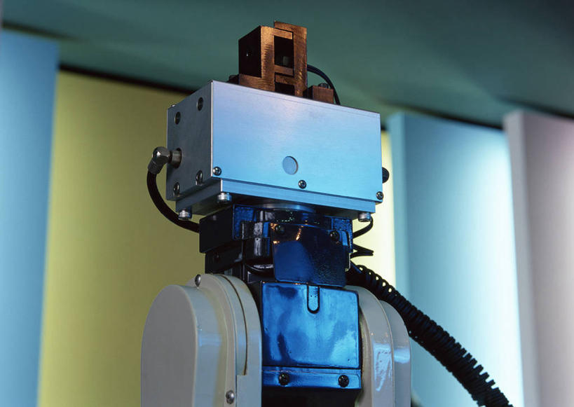 无人,工厂,横图,室内,特写,白天,仰视,车间,机器,流水线,静物,金属制品,朦胧,模糊,电力,金属,电线,线,电能,线路,电,电源,电源线,能量,彩图,低角度拍摄,制造厂