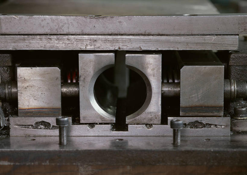 无人,工厂,横图,室内,特写,白天,正面,机器,零件,齿轮,静物,金属制品,连接,组合,金属,弹簧,螺旋,机械,拉伸,链接,螺母,制造,螺帽,机床,五金,变形,紧固,拼接,拼凑,螺丝帽,弹性,车床,拼合,凑集,聚合,撮合,链结,牢固,弹力,彩图,工地,制造厂,工具机,工作母机,弹鐄