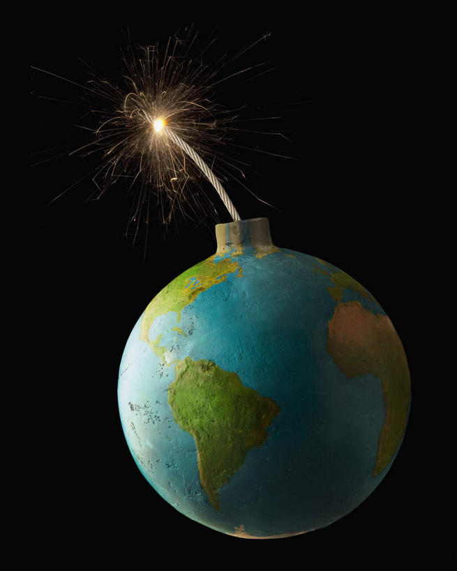 无人,竖图,室内,特写,白天,正面,热情,竞争,仪器,高科技,科技,海洋,静物,炸药,炸弹,地图,火,对抗,阴影,黑色背景,冲突,军事,反射,科学,网格,地球仪,火焰,线条,影子,世界地图,地球,陆地,燃烧,全球,破坏,球,一个,经纬线,模型,球体,武器,战争,工业,摄影,地理,国家,影棚,单个,损坏,大陆,火星,世界,攻击,恐怖,威胁,对立,矛盾,兵器,弹药,纬线,防御,版图,经线,军方,军工业,国防,经纬仪,地理学,敌对,挫败,斗争,抗拒,抗衡,杀伤,威慑,危险,甘油炸药,彩图,影棚拍摄,拍摄,大洋,大洲