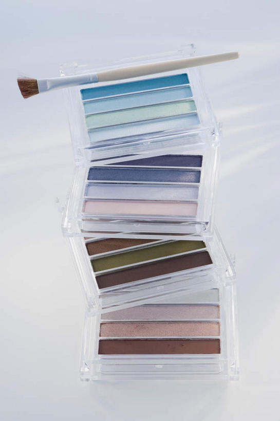 无人,竖图,彩色,室内,特写,白天,白色背景,正面,化妆,美容,静物,护肤,一个,彩妆,化妆刷,刷子,保养,享受,休闲,眼影,放松,保健,摄影,影棚,单个,美容工具,养颜,彩妆刷,化妆工具,蜜粉刷,彩图,影棚拍摄,拍摄