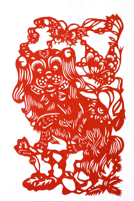 无人,坐,竖图,室内,特写,白天,白色背景,正面,宠物,狗,静物,一张,艺术,纸艺,手工艺品,注视,文化,一只,红色,动物,纸制品,工艺品,剪纸,观察,看,可爱,观看,察看,高雅,关注,忠诚,窗花,自信心,品位,剪画,刻纸,犬,坐着,彩图,全身