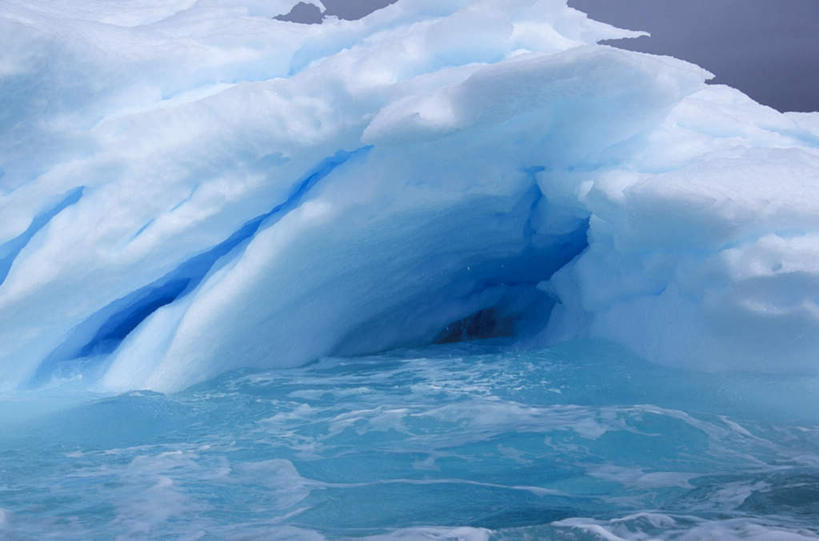 无人,横图,室内,白天,正面,旅游,度假,南极,冰山,海浪,海洋,美景,山,纹路,纹理,冰,景观,浪花,山峰,山峦,娱乐,冰川,自然,海水,享受,休闲,景色,放松,寒冷,冰冷,自然风光,南极洲,冰河,海景,肌理,严寒,冰凉,酷寒,凛冽,凛凛,极冷,南极大陆,南极地区,南极区,南极圈,第七大陆,大海,风浪,海,海水的波动,近岸浪,涌浪,彩图