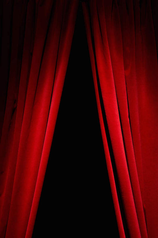 舞台,竖图,室内,白天,正面,黑色背景,装饰,红色,帘子,摄影,影棚,华丽,修饰,门帘,点缀,衬托,美观,雅致,雅观,表演台,半身,彩图,影棚拍摄,拍摄