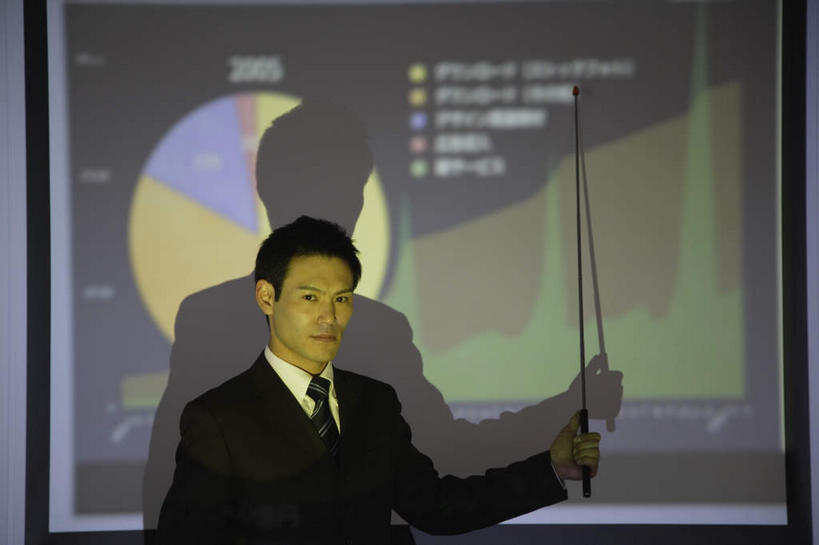 东方人,一个人,商务人士,商务男性,办公室,站,横图,室内,白天,正面,衬衫,显示器,数据,亚洲,仅一个男性,仅一个人,一根,握,指,套装,会议,棒子,屏幕,投影仪,黄种人,显示屏,仅一个年轻男性,记录,站着,握着,生长,成长,指着,商务装,集会,工薪阶层,输出设备,发展,记载,记实,纪录,开展,男人,男性,年轻男性,亚洲人,白领,上班族,站立,半身,彩图,衬衣,饼图