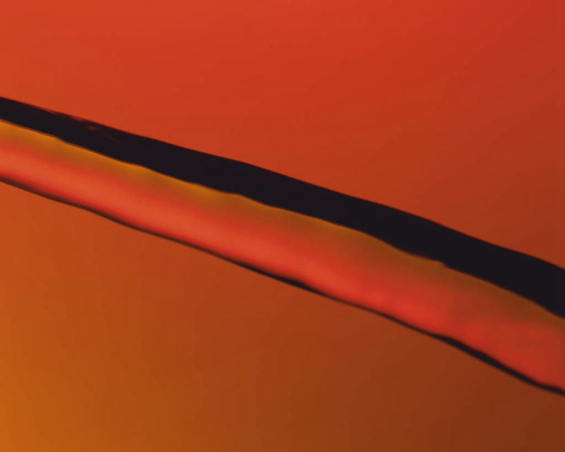 无人,横图,俯视,室内,特写,白天,水,条纹,纹路,液体,水滴,油,褐色,摄影,影棚,褐色背景,彩图,高角度拍摄,影棚拍摄,拍摄