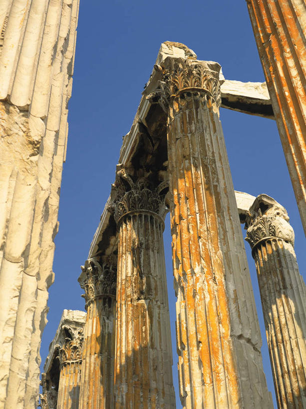 无人,竖图,室外,白天,仰视,旅游,度假,名胜古迹,标志建筑,地标,建筑,希腊,欧洲,阴影,遗迹,粗糙,光线,影子,墙,首都,古迹,文物,娱乐,建设,古建筑,墙壁,墙面,蓝色,蓝天,天空,阳光,天,享受,休闲,旅游胜地,放松,毛糙,雅典,古文明,希腊共和国,阿提卡,阿提卡大区,彩图,低角度拍摄,粗拙,宙斯神庙