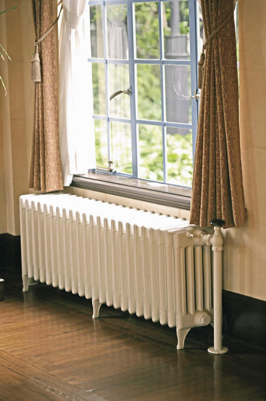 无人,家,竖图,室内,白天,正面,植物,别墅,窗户,窗帘,地板,家具,装修,建筑,欧式,阴影,装饰,反射,电器,影子,房屋,屋子,公寓,地面,豪华,建设,现代,装潢,洋房,楼房,木地板,玻璃窗,住宅,树,树木,绿色,自然,帘子,室内装潢,遮阳,生长,成长,华丽,修饰,明亮,点缀,舒适,家电,家居装潢,家用电器,暖气,房屋设计,地中海风格,古典风格,简约风格,室内设计,宽敞,样板房装潢,衬托,美观,雅致,雅观,设计,彩图,房子,小家电