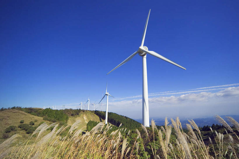 无人,横图,室外,白天,仰视,旅游,度假,风力发电机,草地,草坪,美景,植物,风车,日本,亚洲,一排,许多,环保,整齐,电力,景观,云,云朵,云彩,娱乐,设备,草,排列,蓝色,绿色,白云,蓝天,天空,自然,天,享受,休闲,发电,机械,景色,放松,能源,晴朗,资源,风力机,队列,自然风光,利用,低碳,东亚,本州,三重县,本州岛,日本国,近畿地方,近畿,三重,风力发电,晴空,彩图,低角度拍摄