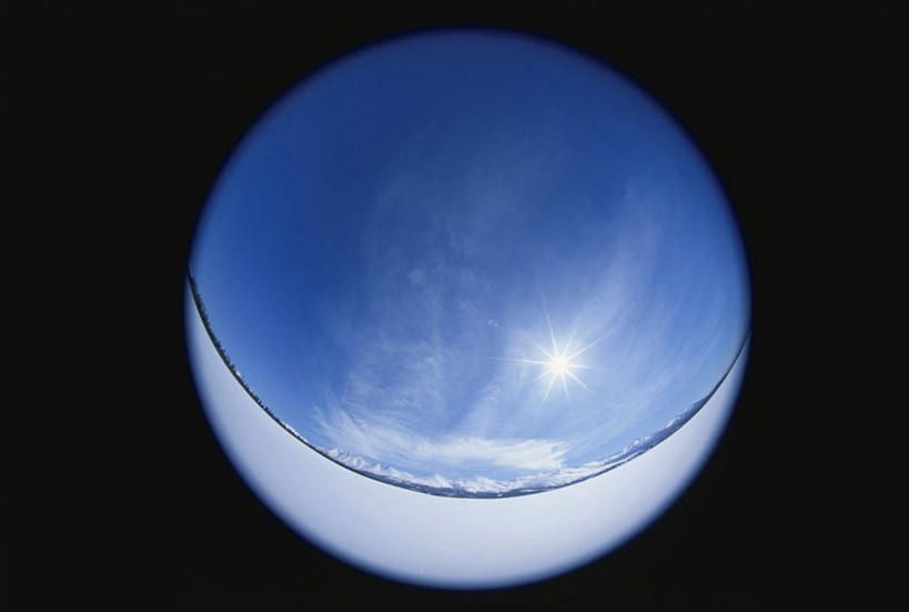 无人,横图,全景,室外,白天,广角镜头,鱼眼镜头,仰视,旅游,度假,美景,天际线,北海道,日本,亚洲,阴影,黑色背景,朦胧,模糊,光线,圆形,影子,圆环,地平线,景观,云,云朵,辽阔,地面,云彩,娱乐,蓝色,白云,蓝天,天空,阳光,自然,天,享受,休闲,景色,放松,晴朗,一望无际,环形,自然风光,延伸,东亚,日本国,天地相交,北海道地方,北海道岛,晴空,彩图,低角度拍摄,十胜岳