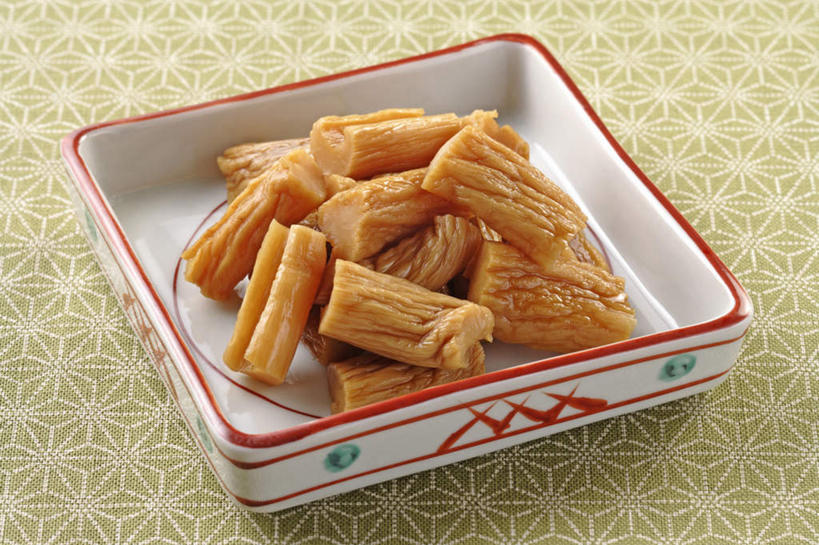 无人,横图,俯视,室内,特写,白天,烹饪,餐桌,桌子,萝卜,白萝卜,蔬菜,许多,阴影,花纹,新鲜,反射,布料,影子,陶瓷,日本料理,料理,食品,陶瓷制品,布纹,菜肴,美食,桌布,食物,腌制,一个,绿色,白色,餐巾,台布,碗,日式料理,日式,橘色,佳肴,有机食品,绿色食品,单个,餐台,腌制食品,莱菔,彩图,高角度拍摄