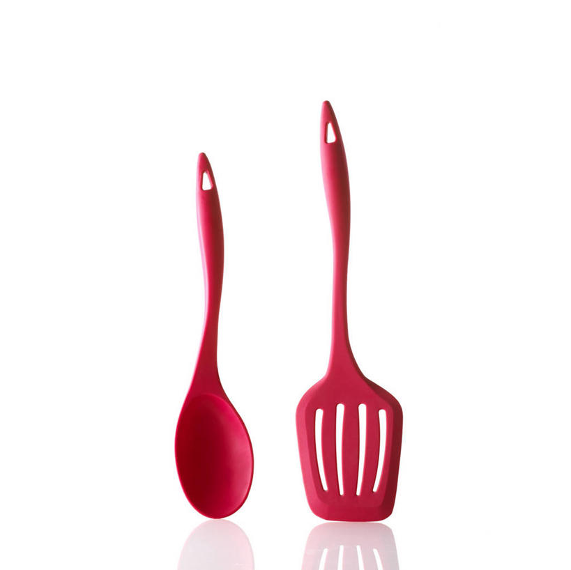 无人,横图,室内,特写,白天,白色背景,正面,烹饪,静物,厨具,阴影,反射,影子,勺子,塑料,锅铲,红色,塑料制品,调羹,汤匙,摄影,影棚,烹饪用具,烹调用具,烹调,彩图,影棚拍摄,拍摄