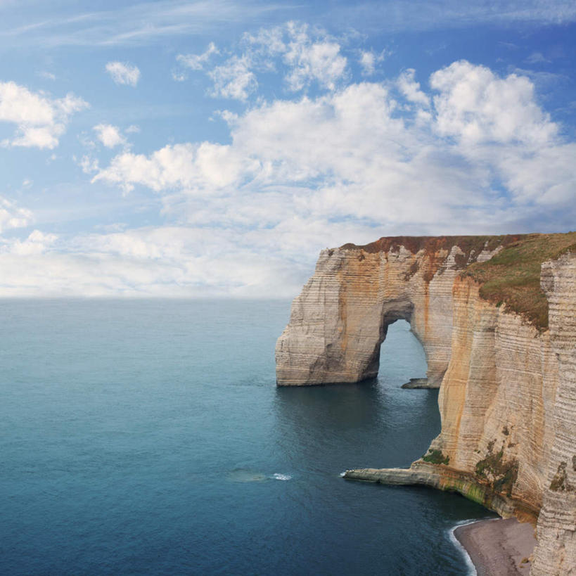 无人,方图,俯视,室外,白天,旅游,度假,海浪,海洋,美景,山,山脉,法国,欧洲,阴影,光线,影子,景观,浪花,山峰,云,云朵,山峦,云彩,娱乐,蓝色,白云,蓝天,天空,阳光,自然,海水,群山,天,享受,休闲,景色,放松,晴朗,自然风光,海景,法兰西共和国,法兰西第五共和国,下诺曼底,下诺曼底大区,大海,风浪,海,海水的波动,近岸浪,涌浪,晴空,彩图,高角度拍摄