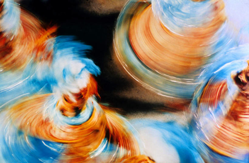 西方人,四个人,伙伴,朋友,横图,俯视,室内,夜晚,裙子,跳舞,友谊,巴西,欧洲,欧洲人,连衣裙,朦胧,模糊,南美,南美洲,拉丁美洲,美洲,舞姿,桑巴舞,里约热内卢州,巴西联邦共和国,亚美利加洲,南亚美利加洲,友情,年轻女性,女人,女性,白种人,半身,彩图,高角度拍摄,舞蹈