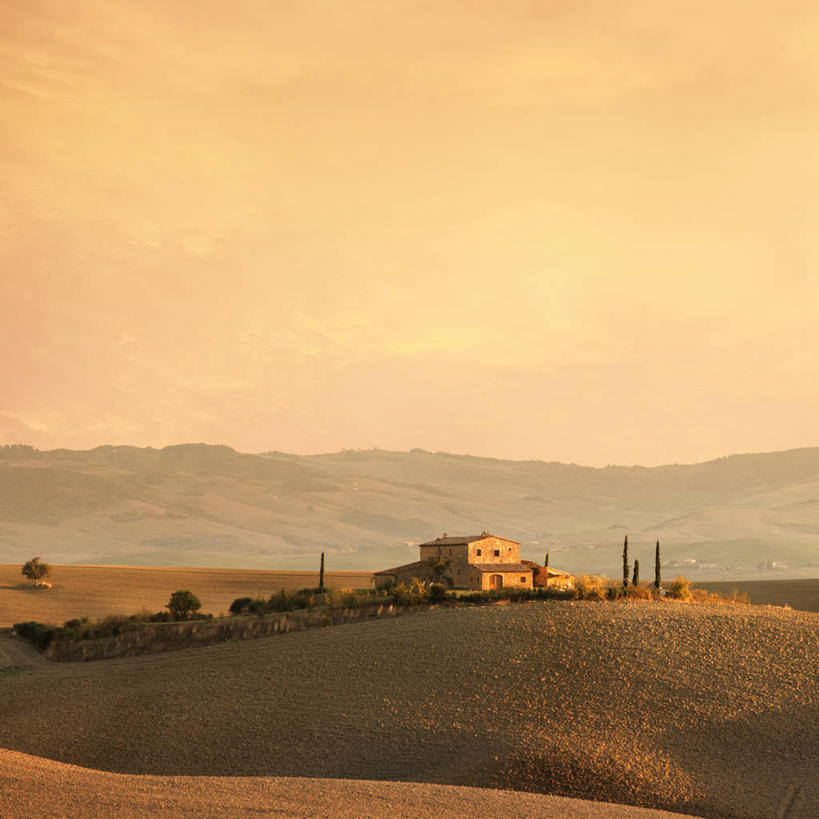 无人,家,木屋,农田,方图,室外,白天,正面,旅游,度假,庄稼,农作物,美景,日落,森林,山,山脉,树林,植物,雾,意大利,欧洲,阴影,朦胧,模糊,光线,影子,景观,山峰,晚霞,霞光,落日,山峦,娱乐,住宅,树,树木,绿色,阳光,自然,黄昏,群山,享受,休闲,景色,彩霞,放松,生长,成长,迷雾,托斯卡纳,南欧,自然风光,意大利共和国,托斯卡纳大区,夕照,薄暮,奇扬第,大雾,夕阳,彩图,耕地,庄稼田,傍晚,茅舍,茅屋,棚屋,小木屋,小屋,斜阳