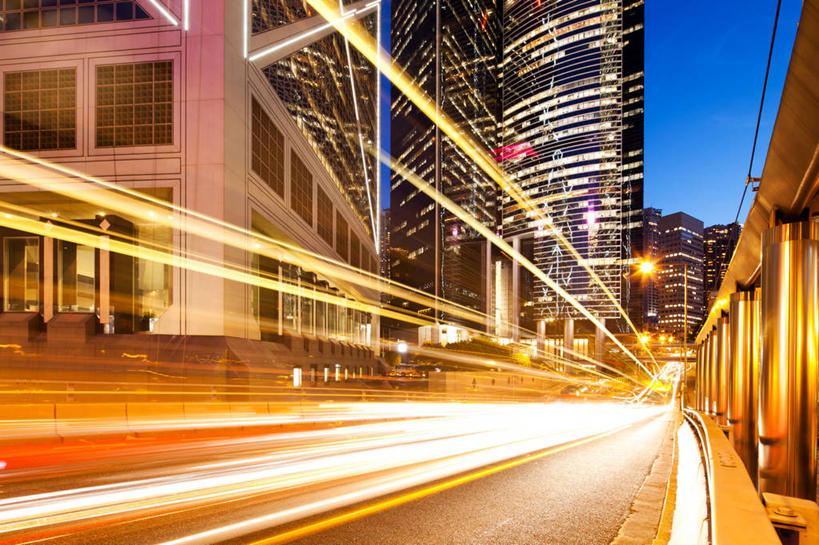 无人,高楼大厦,横图,室外,夜晚,长时间曝光,仰视,度假,美景,城市风光,标志建筑,城市,大厦,道路,地标,建筑,路,摩天大楼,夜景,公路,汽车,香港,中国,亚洲,阴影,朦胧,模糊,光线,影子,景观,建筑群,灯光,交通,娱乐,建设,车,交通工具,轿车,享受,休闲,景色,放松,港,载具,曝光,东亚,香港岛,香港特别行政区,港澳台,中华人民共和国,港岛,中西区,马路,彩图,低角度拍摄,大楼,高层建筑,高楼,摩天楼,金钟