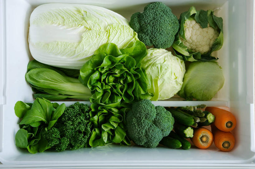 无人,横图,俯视,室内,特写,白天,萝卜,胡萝卜,蔬菜,一堆,许多,阴影,堆叠,堆积,新鲜,反射,电器,影子,冰箱,大白菜,西兰花,食品,很多,冷冻,白菜,冷柜,食物,容器,冷藏柜,有机食品,绿色食品,冷藏,储藏,堆,家电,家用电器,储存,黄萝卜,番萝卜,保鲜,胶菜,镳菜,甘蓝花,红萝卜,甘荀,彩图,高角度拍摄,丁香萝卜,胡芦菔金,金笋,绿菜花,绿花菜,青花菜,蔬菜皇冠,贮存