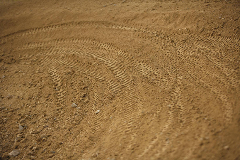 无人,横图,俯视,室外,特写,白天,阴影,光线,纹路,纹理,影子,泥土,土壤,阳光,肌理,彩图,高角度拍摄