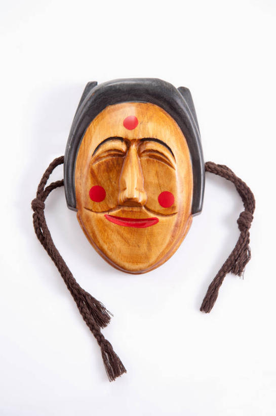 无人,竖图,俯视,室内,特写,白天,白色背景,静物,工艺美术品,阴影,艺术,反射,木制,面具,影子,艺术品,一个,木制品,工艺品,摄影,影棚,单个,工艺,美术,彩图,高角度拍摄,影棚拍摄,拍摄