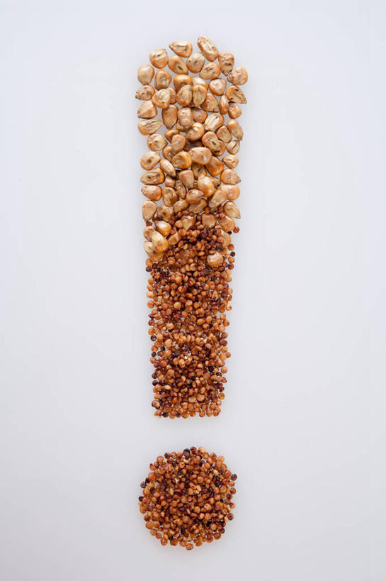 无人,竖图,俯视,室内,特写,白天,白色背景,早餐,一堆,许多,阴影,堆叠,堆积,反射,影子,谷物,食品,褐色,很多,美食,饮食,保健,摄影,影棚,堆,麦片,感叹号,燕麦片,彩图,高角度拍摄,影棚拍摄,拍摄