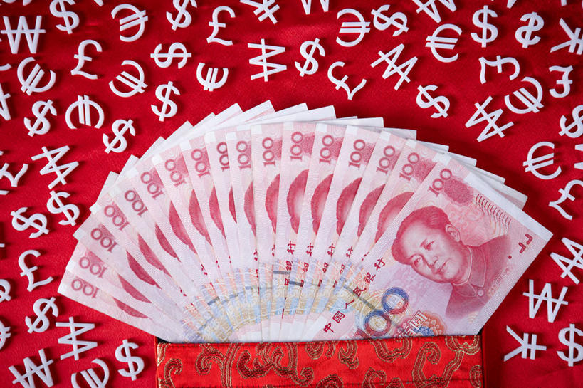 无人,横图,俯视,室内,特写,白天,钱,人民币,静物,一排,许多,阴影,红色背景,整齐,反射,标志,钱币,数字,文字,影子,字符,很多,标识,排列,红色,白色,汉字,钞票,金融,纸币,摄影,阿拉伯数字,影棚,经济,队列,中文,流通,纸钞,贸易,国文,华文,货币,美元符号,现金,彩图,高角度拍摄,影棚拍摄,拍摄,欧元符号,英镑符号,韩币符号,人民币符号