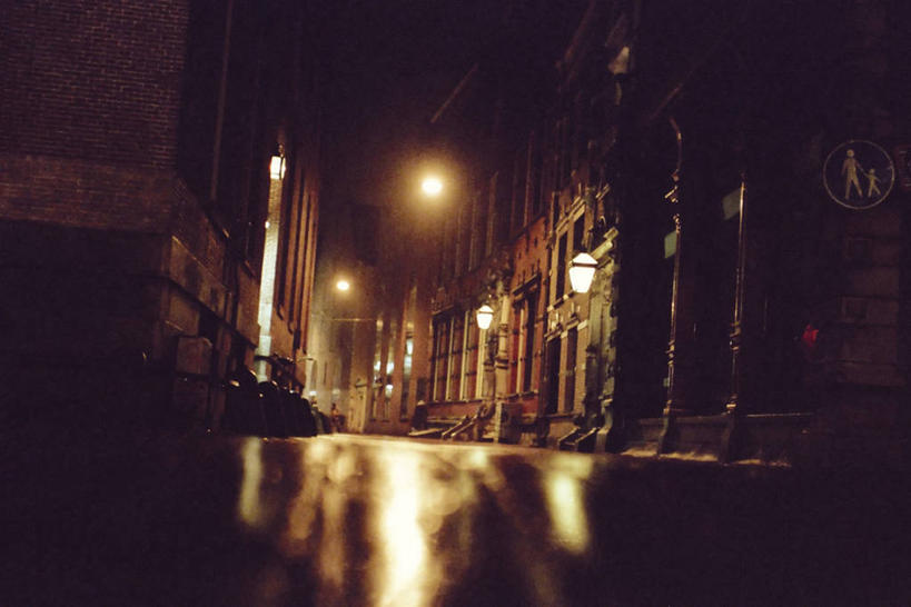 无人,家,横图,室外,夜晚,仰视,旅游,度假,美景,城市风光,城市,道路,建筑,路,路灯,公路,照明,欧洲,荷兰,阴影,光线,影子,房屋,屋子,景观,公寓,灯光,交通,首都,娱乐,建设,洋房,楼房,住宅,灯,享受,休闲,景色,放松,照亮,照明设备,西欧,阿姆斯特丹,荷兰王国,尼德兰王国,北荷兰省,马路,彩图,低角度拍摄,房子