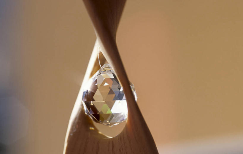 无人,横图,室内,特写,白天,正面,静物,工艺美术品,阴影,朦胧,模糊,艺术,反射,影子,水晶,艺术品,球,一个,工艺品,单个,工艺,美术,水晶制品,彩图