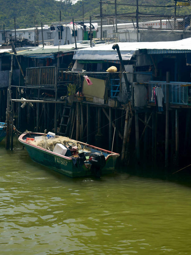 无人,家,木屋,竖图,俯视,室外,白天,旅游,度假,海浪,海洋,美景,船,香港,中国,亚洲,阴影,光线,影子,景观,浪花,木船,娱乐,住宅,倒影,阳光,自然,海水,交通工具,享受,休闲,景色,放松,港,倒映,舟,自然风光,载具,海景,东亚,新界,大屿山,香港特别行政区,港澳台,中华人民共和国,反照,大濠岛,荃湾区,大海,风浪,海,海水的波动,近岸浪,涌浪,彩图,高角度拍摄,茅舍,茅屋,棚屋,小木屋,小屋