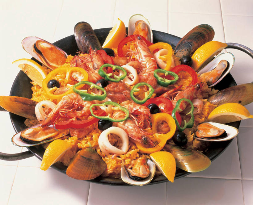 海鲜,米饭,无人,横图,俯视,室内,特写,白天,烹饪,桌面,桌子,辣椒,蔬菜,贝壳,餐具,切开,阴影,新鲜,反射,碟子,盘,影子,大理石,料理,食品,饭,水产,菜肴,美食,海洋生物,食物,盘子,碟,切,佳肴,有机食品,绿色食品,五谷,水生动物,海产品,海鲜饭,贻贝,水生物,剖面,彩椒,海底动物,切面,辣角,红海椒,大椒,辣虎,广椒,海虹,淡菜,壳菜,青口,大理石制品,甜椒,柿子椒,辣子,海椒,番椒,灯笼椒,彩图,高角度拍摄