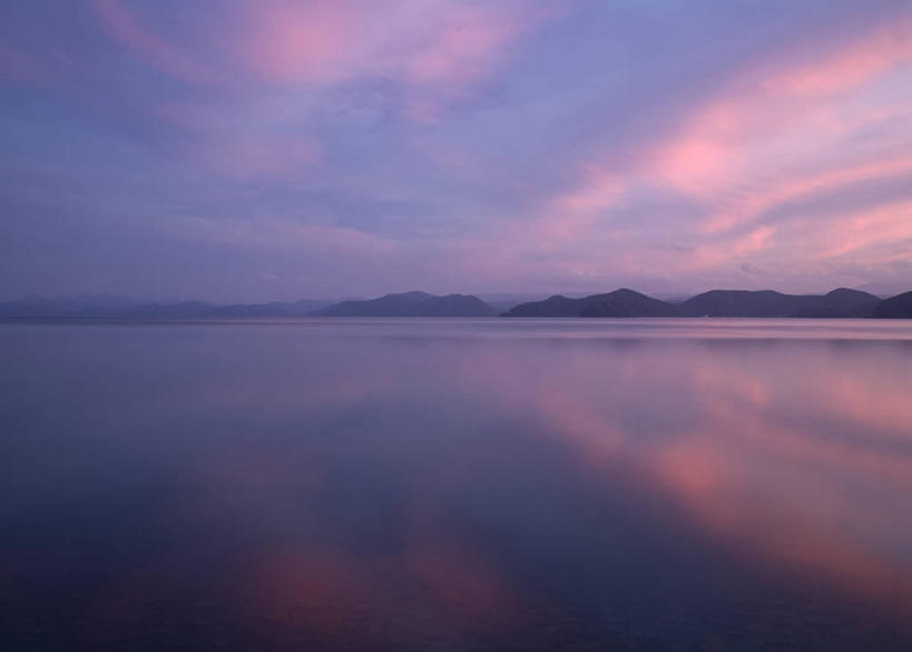 无人,横图,室外,白天,正面,旅游,度假,湖,湖泊,美景,秋季,日落,山,山脉,水,日本,亚洲,湖面,景观,山峰,水流,水面,晚霞,霞光,落日,山峦,娱乐,倒影,自然,黄昏,湖水,群山,享受,休闲,景色,彩霞,放松,倒映,自然风光,东亚,本州,本州岛,日本国,东北地方,福岛,福岛县,夕照,反照,薄暮,秋,秋天,夕阳,彩图,傍晚,耶麻郡,猪苗代町,猪苗代湖,斜阳