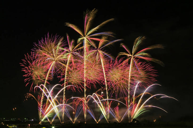 无人,横图,室外,夜晚,仰视,美景,烟火,夜景,日本,亚洲,景观,辉煌,自然,焰火,灿烂,景色,璀璨,自然风光,礼花,光辉,东亚,本州,茨城,茨城县,关东地方,本州岛,日本国,花炮,礼花炮,绚烂,光耀,烟花,彩图,低角度拍摄