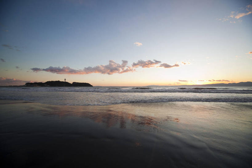 无人,横图,室外,白天,正面,旅游,度假,岛屿,海浪,海洋,石头,美景,日落,沙滩,神奈川,日本,亚洲,沙子,石子,岛,海岸,景观,浪花,水平线,晚霞,霞光,落日,辽阔,海平线,沙地,神奈川县,背光,娱乐,自然,海水,黄昏,享受,休闲,广阔,景色,彩霞,放松,一望无际,自然风光,逆光,海景,东亚,本州,关东地方,本州岛,日本国,江之岛,藤泽,藤泽市,无边无际,一马平川,夕照,薄暮,大海,风浪,海,海水的波动,海滩,近岸浪,列岛,群岛,石块,岩石,涌浪,诸岛,夕阳,彩图,傍晚,水天相接,水天一线,斜阳