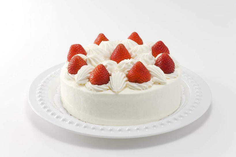 点心,无人,横图,俯视,室内,特写,白天,白色背景,下午茶,草莓,浆果,水果,阴影,新鲜,反射,影子,生食,食品,果实,食物,糕点,红色,奶油,草莓蛋糕,摄影,有机食品,绿色食品,影棚,乳制品,激凌,克林姆,淇淋,洋莓,水果皇后,红莓,地莓,彩图,高角度拍摄,影棚拍摄,拍摄,蛋糕