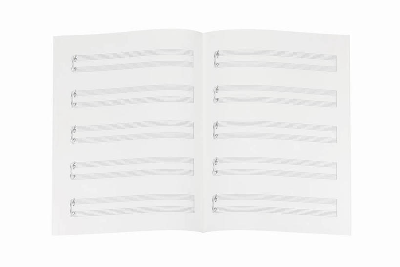 无人,横图,室内,特写,白天,白色背景,正面,静物,书籍,一本,乐谱,五线谱,音乐,摄影,影棚,节拍,音符,符头,符干,符尾,乐章,彩图,影棚拍摄,拍摄