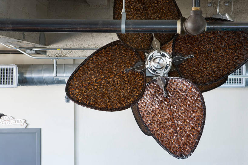 无人,横图,室内,特写,白天,仰视,天花板,静物,阴影,反射,电器,影子,风扇,夏季,清凉,凉爽,夏天,吊扇,电风扇,电扇,家电,家用电器,彩图,低角度拍摄,小家电