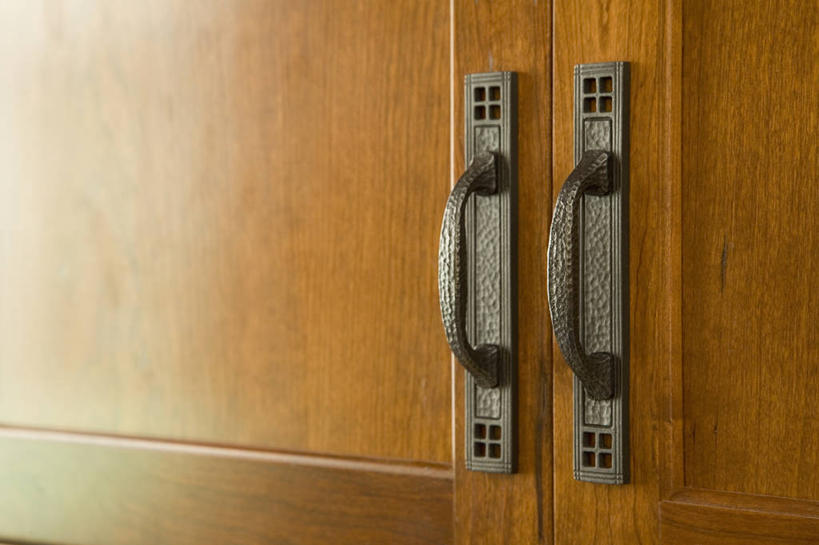 无人,横图,室内,特写,白天,正面,门,静物,阴影,反射,木制,影子,把手,门把手,木制品,门框,门把,拉手,彩图