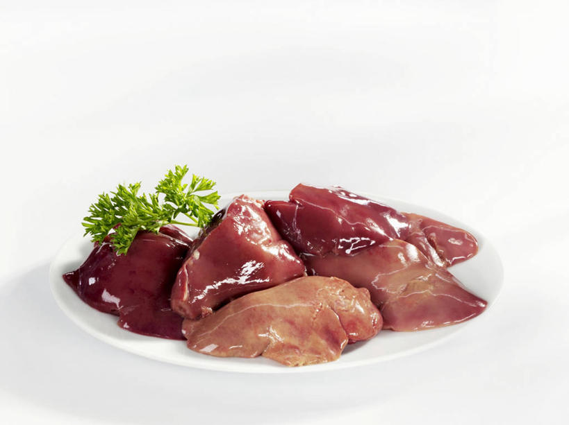 内脏,肝脏,无人,横图,俯视,室内,特写,白天,白色背景,餐桌,桌子,餐具,叶子,一堆,许多,阴影,堆叠,堆积,装饰,反射,碟子,盘,影子,绿叶,很多,一个,盘子,碟,嫩叶,摄影,影棚,单个,餐台,堆,华丽,修饰,点缀,配菜,衬托,美观,雅致,雅观,肝,叶,叶片,彩图,高角度拍摄,影棚拍摄,拍摄,鸡肝