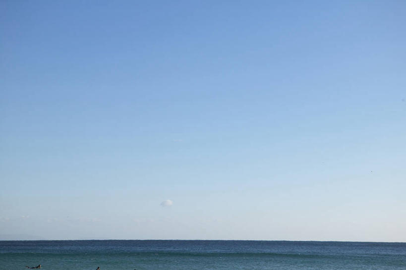 无人,横图,室外,白天,正面,海浪,海洋,美景,景观,浪花,水平线,辽阔,海平线,蓝色,蓝天,天空,自然,海水,天,广阔,景色,晴朗,一望无际,自然风光,海景,万里无云,无边无际,一马平川,大海,风浪,海,海水的波动,近岸浪,涌浪,晴空,晴空万里,彩图,水天相接,水天一线