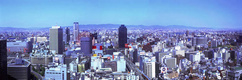 无人,家,高楼大厦,横图,全景,俯视,航拍,室外,白天,度假,美景,山,山脉,天际线,城市风光,标志建筑,城市,大桥,大厦,地标,建筑,摩天大楼,桥梁,汽车,日本,亚洲,阴影,光线,影子,房屋,屋子,景观,山峰,高架,公寓,建筑群,桥,山峦,娱乐,建设,洋房,楼房,住宅,车,蓝色,蓝天,天空,阳光,交通工具,轿车,群山,天,享受,休闲,景色,放松,大阪,晴朗,鸟瞰,载具,高架桥,东亚,高架道路,跨线桥,本州,万里无云,大阪府,本州岛,日本国,近畿地方,近畿,北区,晴空,晴空万里,彩图,高角度拍摄,房子,大楼,高层建筑,高楼,摩天楼,梅田蓝天大厦,梅田空中庭园