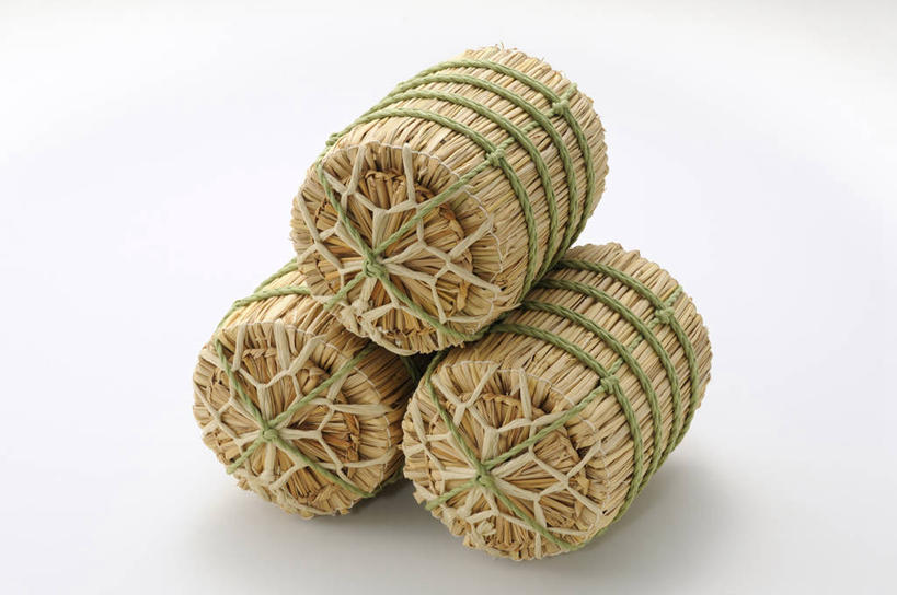 无人,横图,俯视,室内,特写,白天,白色背景,静物,袋子,阴影,反射,影子,麻袋,三个,容器,摄影,影棚,储藏,储存,彩图,高角度拍摄,影棚拍摄,拍摄,贮存