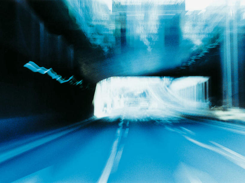 无人,横图,室外,白天,正面,度假,美景,城市风光,城市,道路,路,公路,日本,亚洲,朦胧,模糊,隧道,景观,分界线,停车线,交通,娱乐,享受,休闲,景色,放松,车行道,车行道分界线,地道,标线,东亚,车行线,日本国,马路,彩图