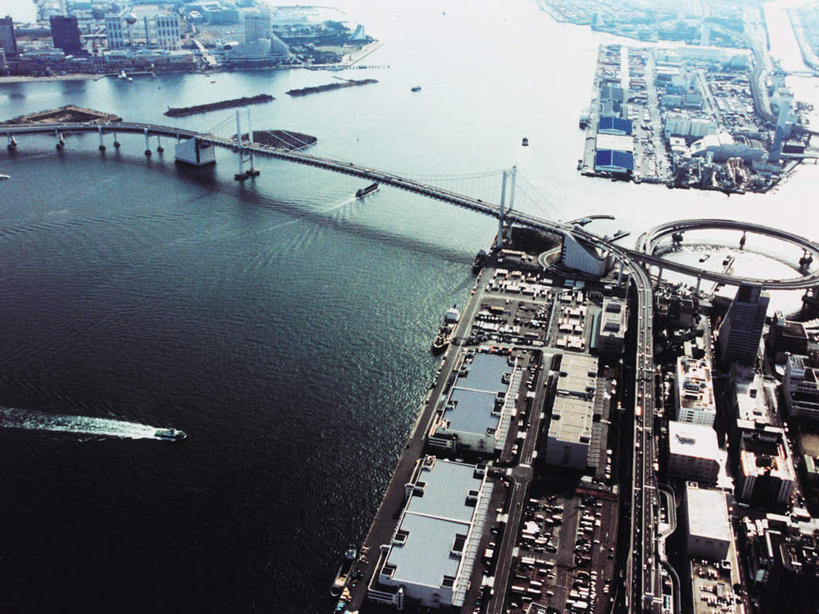 无人,高楼大厦,横图,俯视,航拍,室外,白天,度假,办公楼,海浪,海洋,美景,城市风光,城市,大桥,大厦,建筑,立交桥,摩天大楼,桥梁,写字楼,船,东京,日本,亚洲,波纹,飞溅,溅,液体,景观,浪花,水滴,高架,斜拉桥,桥,游艇,娱乐,水珠,水纹,海水,船尾波,楼宇,交通工具,波浪,享受,休闲,商务楼,景色,放松,鸟瞰,喷洒,载具,海景,东亚,本州,关东地方,本州岛,日本国,东京都,县厅,港区,东京市,大海,风浪,海,海水的波动,近岸浪,涌浪,彩图,高角度拍摄,大楼,高层建筑,高楼,摩天楼