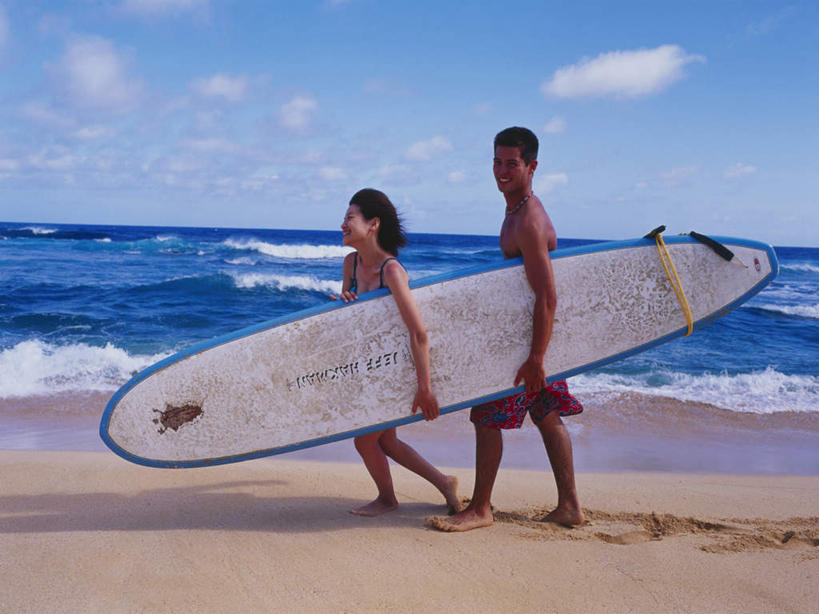 东方人,两个人,走,横图,室内,白天,侧面,爱情,旅游,度假,海浪,海洋,美景,沙滩,亚洲,握,阴影,光线,冲浪板,沙子,影子,海岸,景观,浪花,水平线,云,云朵,辽阔,海平线,沙地,浪漫,拿,云彩,拿着,注视,黄种人,娱乐,运动器械,蓝色,白云,蓝天,天空,阳光,自然,海水,天,观察,看,享受,休闲,广阔,温暖,温馨,健身器械,景色,恩爱,放松,握着,恋人,晴朗,观看,一望无际,和睦,察看,关注,自然风光,健身器材,海景,无边无际,一马平川,冲浪装备,男人,男性,年轻男性,年轻女性,女人,女性,亚洲人,情侣,大海,风浪,海,海水的波动,海滩,近岸浪,涌浪,晴空,步行,散步,走路,彩图,全身,伴侣,融洽,水天相接,水天一线,运动器材