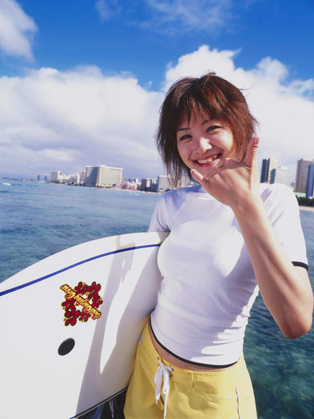 东方人,一个人,高楼大厦,站,笑,微笑,露齿笑,竖图,室内,白天,正面,运动服,度假,智慧,办公楼,海浪,海洋,美景,沙滩,城市风光,城市,大厦,建筑,摩天大楼,写字楼,亚洲,仅一个年轻女性,仅一个女性,仅一个人,握,阴影,突出,服装,光线,冲浪板,沙子,影子,海岸,景观,浪花,云,云朵,沙地,拿,云彩,拿着,注视,黄种人,娱乐,称赞,表扬,运动器械,衣服,蓝色,白云,蓝天,天空,阳光,海水,楼宇,天,观察,看,手势,站着,享受,休闲,健身器械,商务楼,景色,放松,竖,握着,服饰,晴朗,观看,翘,高,察看,夸奖,衣着,优秀,穿着,关注,健身器材,海景,好,妙,顺利,出色,超群,杰出,卓越,奇妙,衣饰,冲浪装备,聪明,年轻女性,女人,女性,亚洲人,大拇指,大海,风浪,海,海水的波动,海滩,近岸浪,涌浪,晴空,站立,半身,彩图,大楼,高层建筑,高楼,摩天楼,运动器材,运动装