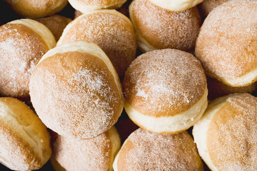 点心,面包,无人,横图,俯视,室内,特写,白天,一堆,许多,阴影,堆叠,堆积,反射,影子,食品,面点,食物,糕点,摄影,影棚,堆,糖粉,小圆面包,彩图,高角度拍摄,影棚拍摄,拍摄