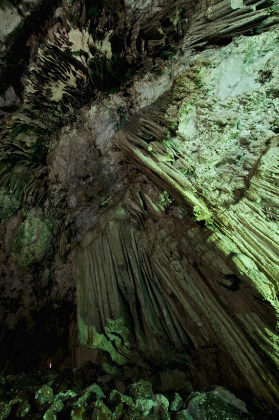 无人,竖图,室外,白天,仰视,旅游,度假,石头,美景,希腊,欧洲,朦胧,模糊,纹路,固体,结晶,矿石,石子,纹理,洞,景观,娱乐,绿色,自然,晶体,享受,休闲,景色,放松,洞穴,贵重,宝石,自然风光,穴,希腊共和国,肌理,克里特岛,宝贵,矿物质,观赏石,拉西锡州,石块,岩石,彩图,低角度拍摄