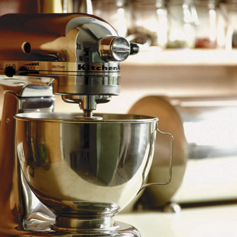 无人,方图,室内,特写,白天,正面,烹饪,厨房,静物,厨具,阴影,朦胧,模糊,光线,电器,影子,置物架,架子,家电,家用电器,搅拌机,陈列架,炊具,烹饪用具,搁架,烹调用具,烹调,彩图,灶间,小家电