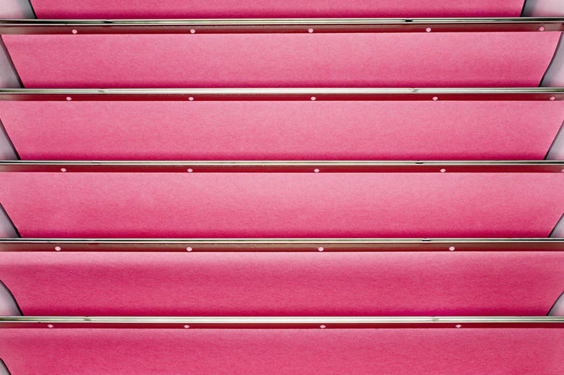 无人,横图,室内,特写,白天,白色背景,正面,静物,一排,阴影,整齐,光线,影子,办公用品,文具,排列,粉色,摄影,影棚,办公设备,文具用品,队列,文件架,资料架,文化工具,文件框,文件座,资料档,资料座,彩图,影棚拍摄,拍摄